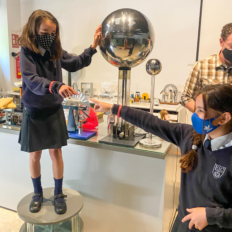 Year 5 Were Lucky Enough to go on a Trip to the Science Museum in Malaga