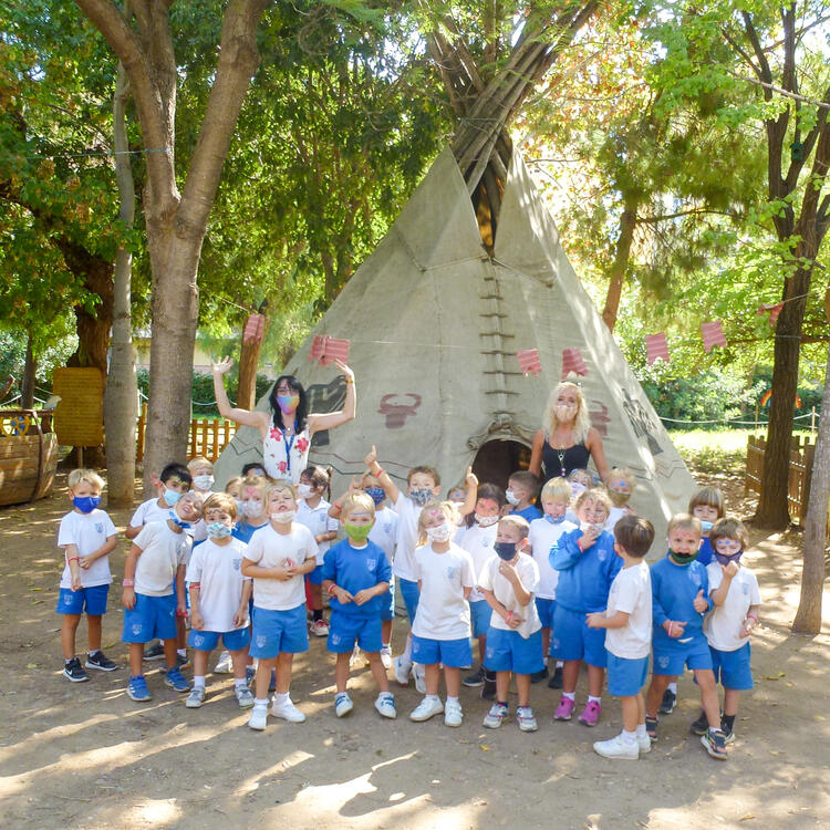 Foundation Stage Enjoyed a Fantastic Trip to the Farm