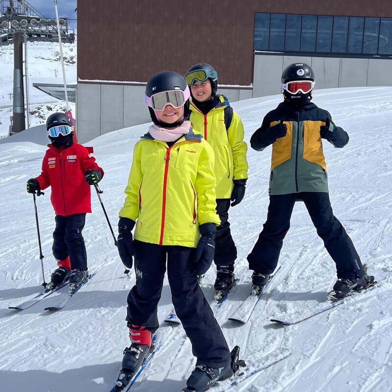 primary-ski-trip-7.jpg