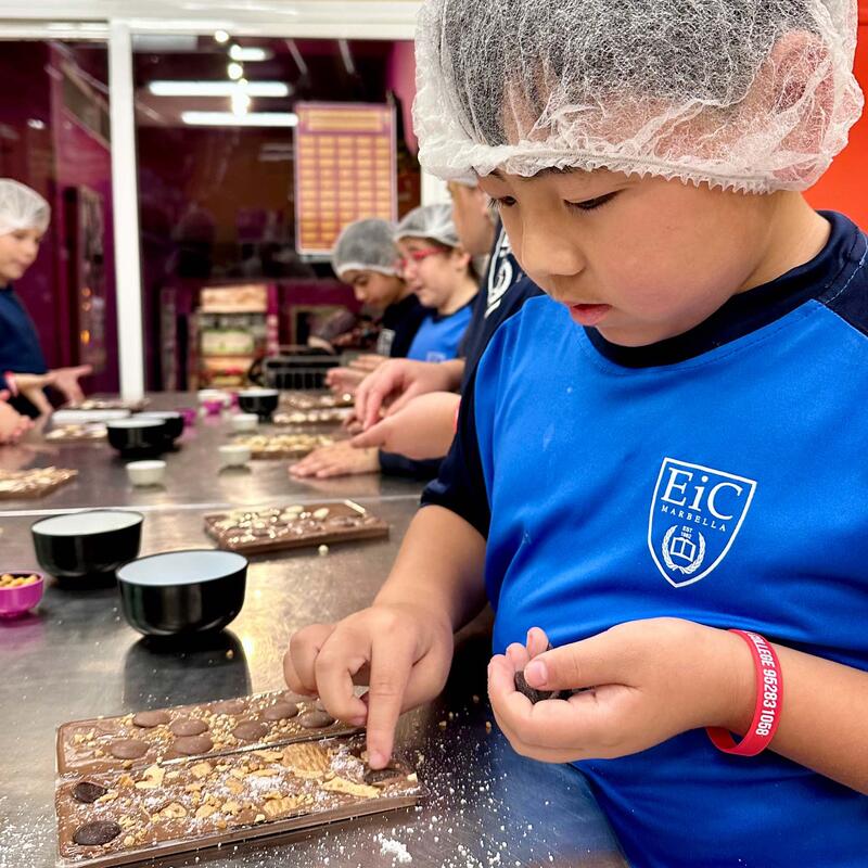 year-4_chocolate_factory-3.jpg
